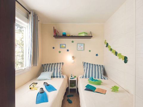 MOBILHOME 6 personnes - 2 Chambres Evasion - TV - CLIM