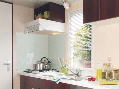 MOBILHOME 6 personnes - 2 Chambres Evasion - TV - CLIM