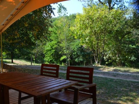 Tente en toile et en bois 4 personnes - LODGE - VIVARAIS bord de rivière - Sans sanitaires