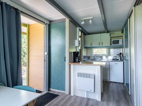 CHALET 5 personnes - Chalet Confort Acacia 2 chambres TV proche piscine