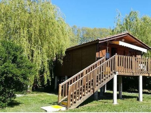 HÉBERGEMENT INSOLITE 6 personnes - Chalet sur pilotis - 3 chambres