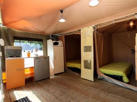 BUNGALOW TOILÉ 4 personnes - sans sanitaires