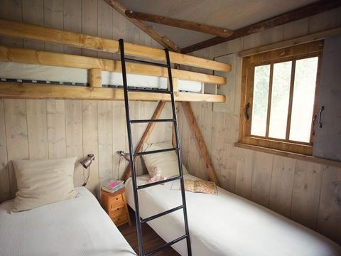 TENTE TOILE ET BOIS 5 personnes - Lodge - Insolite 5* 5 pers