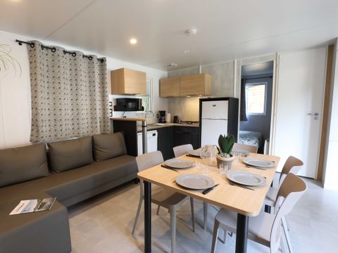 MOBILHOME 7 personnes - COTTAGE LA TRIBU Modèle 2023, 7 places 3 chambres, 1 sdb, 1 wc, lave-vaisselle