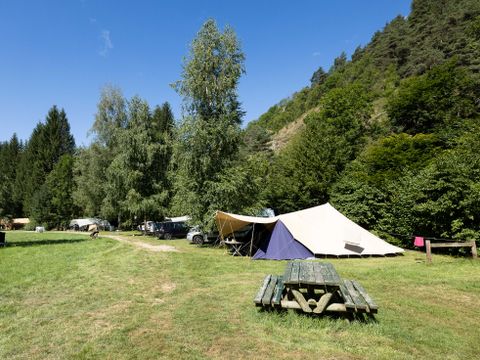 Camping Sites et Paysages - Le Vaubarlet  - Camping Haute-Loire - Image N°4