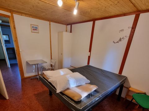 CHALET 4 personnes - Chalet 38m² - 2 chambres (personne à mobilité réduite)