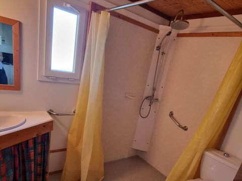 CHALET 4 personnes - Chalet 38m² - 2 chambres (personne à mobilité réduite)