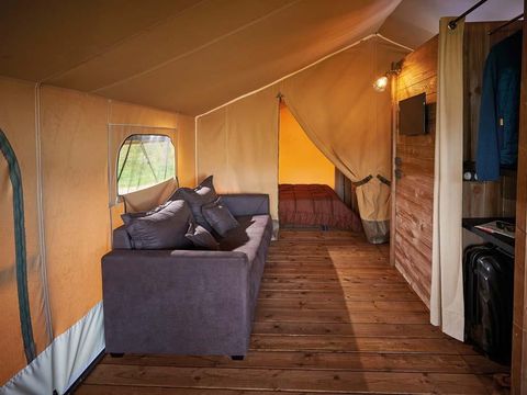 TENTE TOILE ET BOIS 6 personnes - Lodge Kenya Vintage Confort 46m² - 2 chambres + terrasse couverte 4/5 pers