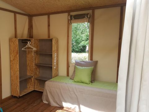 BUNGALOW TOILÉ 4 personnes - Bungalow Maori Confort 17m² 2 chambres - (sans sanitaires- sans eau) 2/4 pers