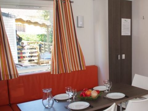 MOBILHOME 6 personnes - Mobil-home Confort 29m² 3 chambres + terrasse couverte - sans tv - sans clim 6 pers