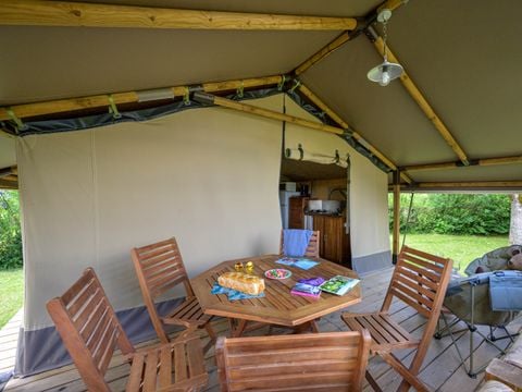 TENTE TOILE ET BOIS 5 personnes - Lodge Kenya Confort 35m² 2 chambres + Terrasse couverte 4/5 pers