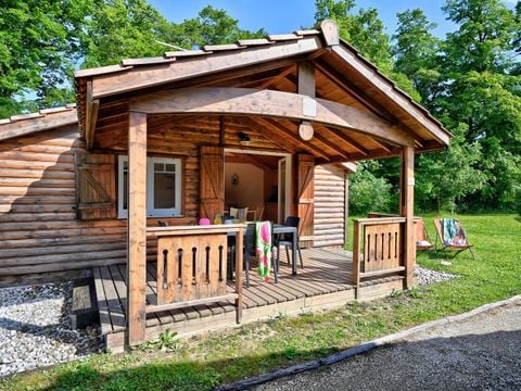 CHALET 5 personnes - Chalet Premium 35m² 2 chambres + terrasse couverte + climatisation + TV + LV 5 pers