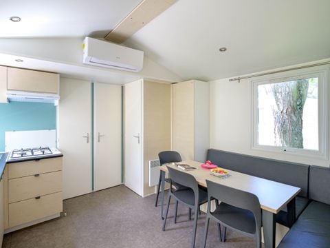 MOBILHOME 6 personnes - Mobil-home Confort 29m² 3 chambres + terrasse couverte + climatisation + TV 6 pers