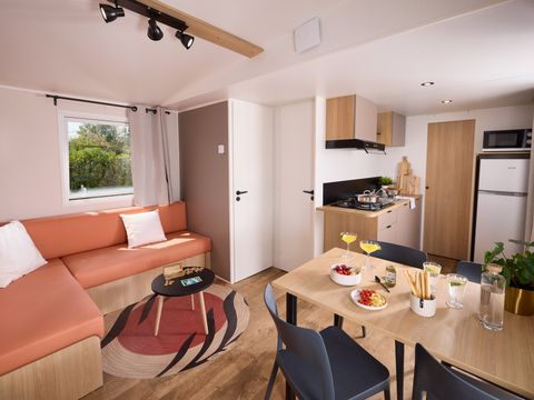 MOBILHOME 4 personnes - COTTAGE Premium 2ch   29m² 2 chambres + TV + Lave-vaisselle + climatisation + plancha + terrasse XL