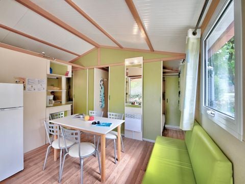 CHALET 5 personnes - Chalet Confort 25m² (2 chambres) + terrasse couverte 5 pers
