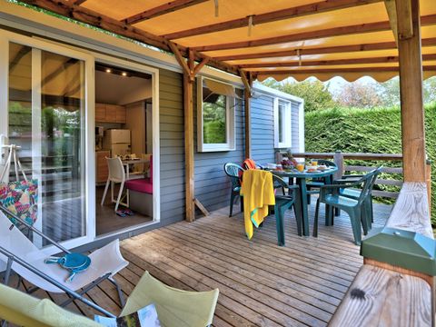 MOBILHOME 6 personnes -  Mobil home Premium 31m² (3 chambres) + terrasse couverte + Lave vaisselle + TV + Climatisation 6 pers