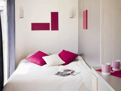 MOBILHOME 6 personnes -  Mobil home Confort 29 m² (2 chambres) + terrasse couverte + TV 4/6 pers