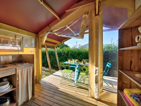 BUNGALOW TOILÉ 4 personnes - Freeflower Confort 22m² (2 chambres) + Terrasse couverte 5 pers