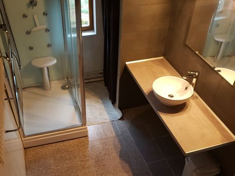 GÎTE 6 personnes - Gîte dans camping