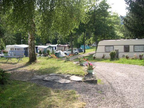Camping La Santoire - Camping Cantal