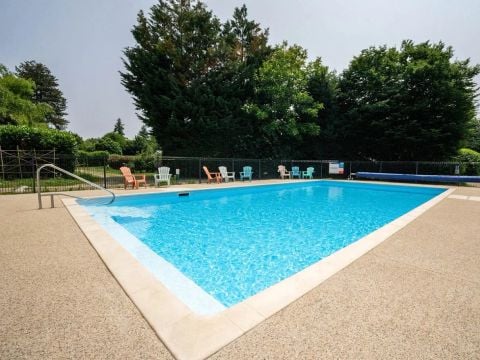 Camping Les Avenieres - Camping Drôme