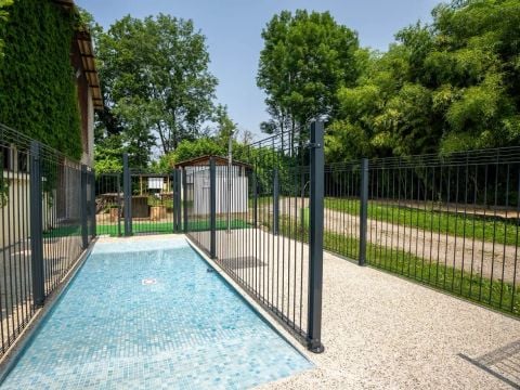 Camping Les Avenieres - Camping Drôme