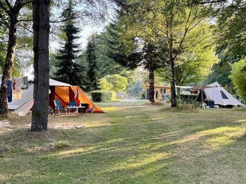 Domaine de Lallé - Camping Corrèze