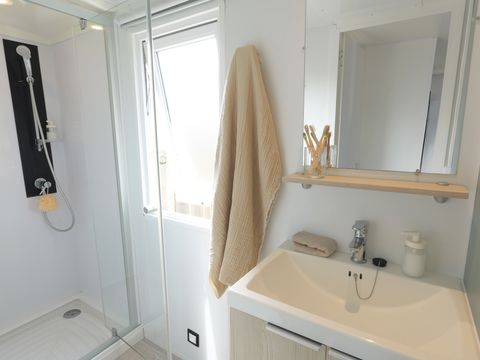 MOBILHOME 4 personnes - MOBIL HOME PREMIUM SAMEDI 2 CHAMBRES