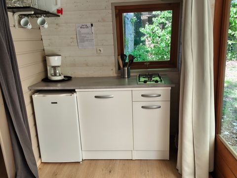 TENTE TOILE ET BOIS 4 personnes - HUTTE  (SANS SANITAIRES)