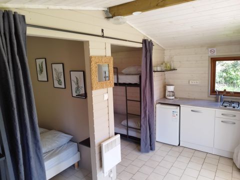 TENTE TOILE ET BOIS 4 personnes - HUTTE  (SANS SANITAIRES)