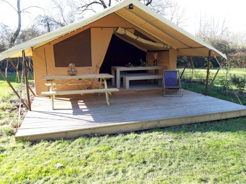 TENTE TOILE ET BOIS 4 personnes - TENTE SAFARI (SANS SANITAIRES)