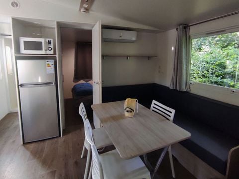 MOBILHOME 8 personnes - Confort (3 ch + 1 canapé lit)