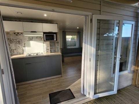 MOBILHOME 4 personnes - TV