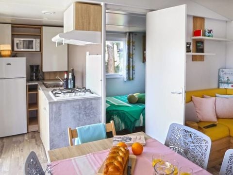 MOBILHOME 4 personnes - TV