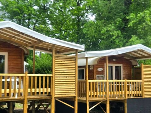 HÉBERGEMENT INSOLITE 4 personnes - Roulottes 2 chambres*