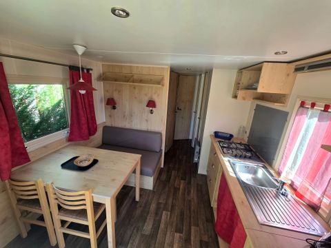 HÉBERGEMENT INSOLITE 4 personnes - Roulottes 2 chambres*