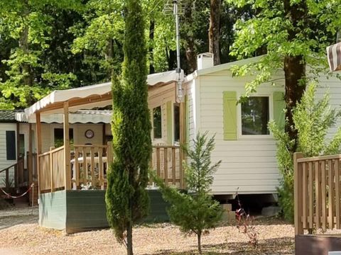 MOBILHOME 2 personnes - Standard 18 - 24m² - 1 chambre - terrasse couverte + TV*