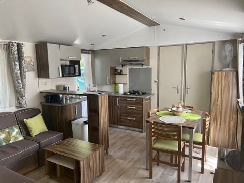 MOBILHOME 6 personnes - Mobilhome Confort 22-28m² - 2 chambres - terrasse couverte + TV* 4/6 pers