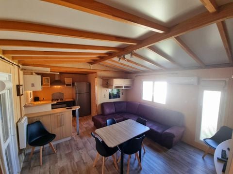 CHALET 6 personnes - 58m² - 3 chambres - 2 salles de bains - terrasse couverte + Clim + TV + LV + four*