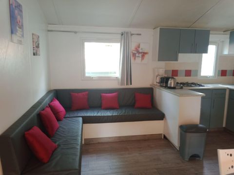 MOBILHOME 6 personnes - Standard 22-28m² - 2 chambres - terrasse couverte + TV