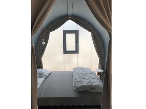 TENTE 4 personnes - NACRE**** 4 personnes