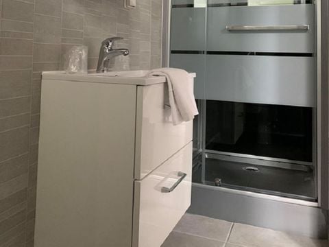 CHAMBRE 2 personnes - CHAMBRE LIT DOUBLE 2 personnes