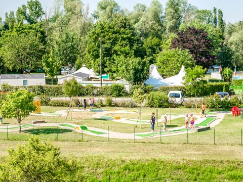 Camping Les Bords Du Guiers - Camping Savoie - Image N°40