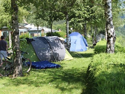 Camping Le Panoramique - Camping Puy-de-Dome - Image N°2