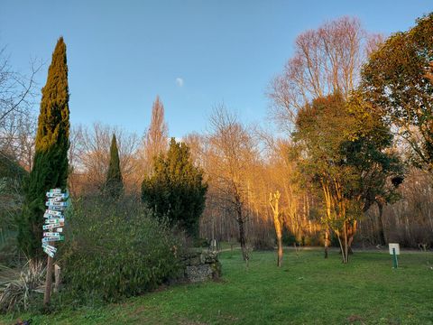 Emplacement - Emplacement nu avec 1 véhicule + 1 équipement