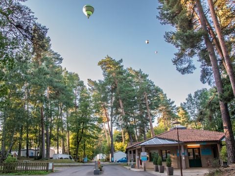 Camping du Lac d'Aydat - Camping Puy-de-Dôme - Afbeelding N°2