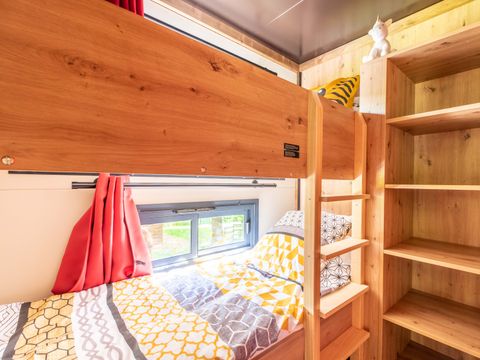 HÉBERGEMENT INSOLITE 4 personnes - ROULOTTE