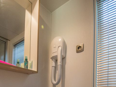 MOBILHOME 4 personnes - Confort 2 chambres avec climatisation