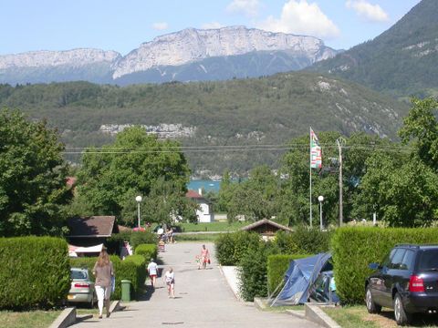 Camping Les Champs Fleuris - Camping Haute-Savoie - Image N°4