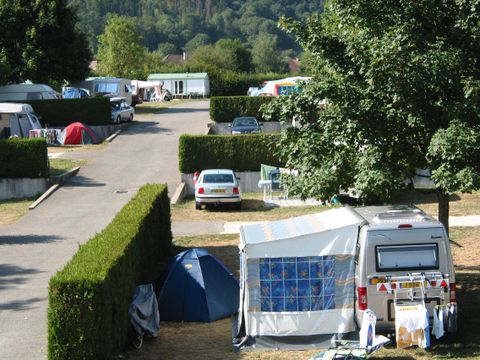 Camping Les Champs Fleuris - Camping Haute-Savoie - Image N°3